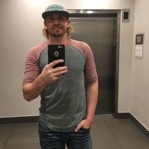 Meet your Posher, Devin